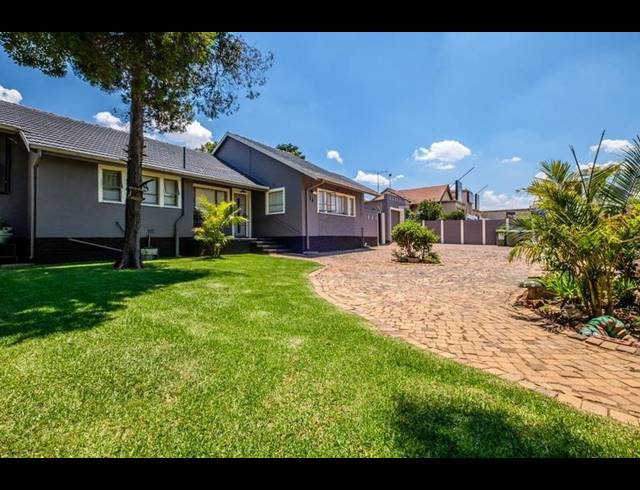 5 BEDROOM HOUSE FOR SALE IN RANDHART